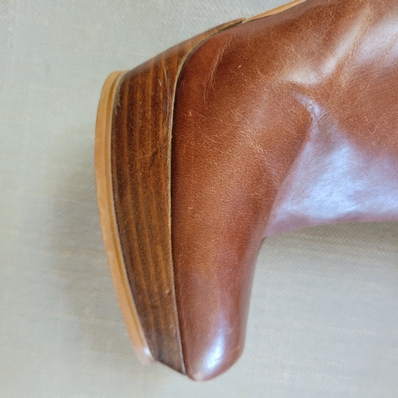 MICHAEL KORS brown leather worn two-way boots with faux shearling lining - Picture 15 of 16